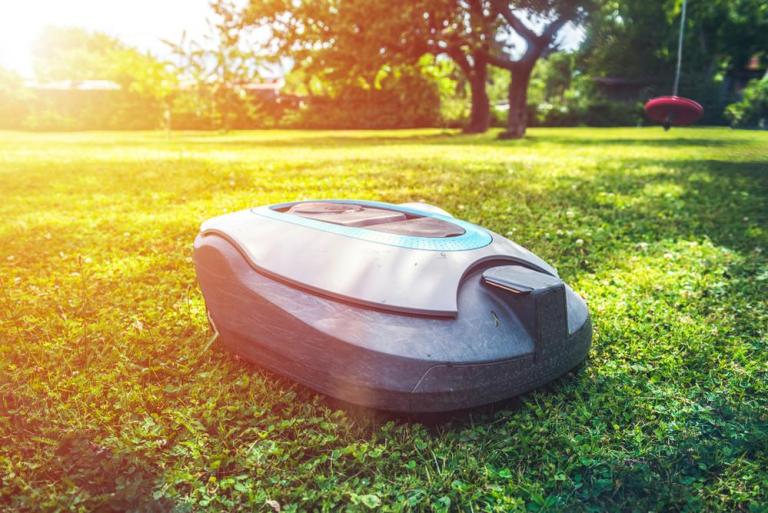 Robot de tonte automatique, guide d'achat et installation